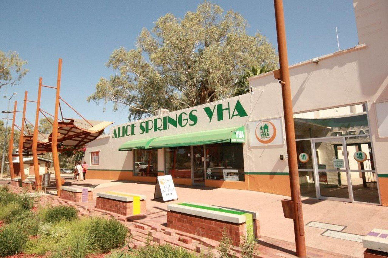 A Pousada Yha Alice Springs Exterior foto